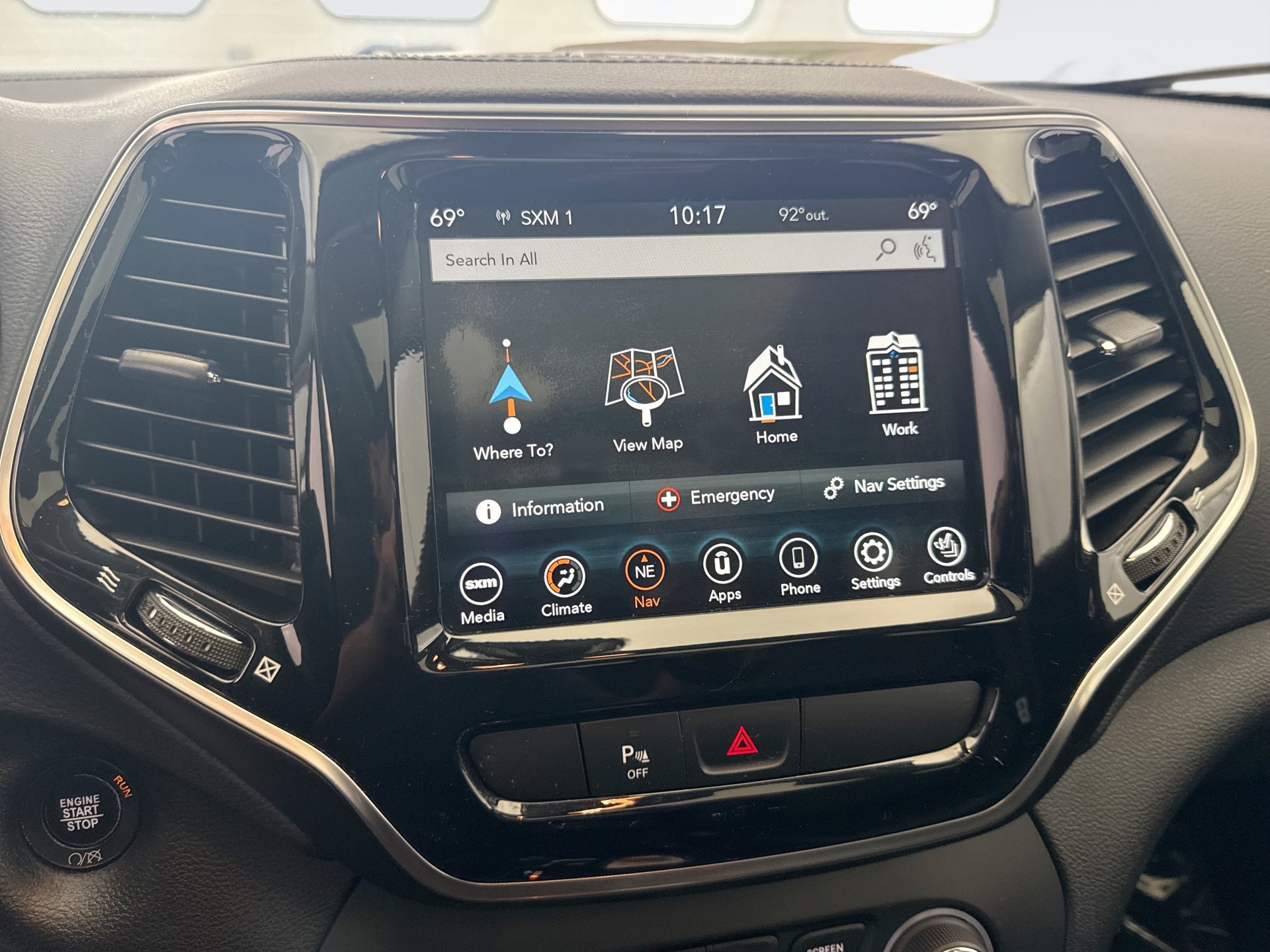 Used 2020 Jeep Cherokee Limited AWD/4WD image 15