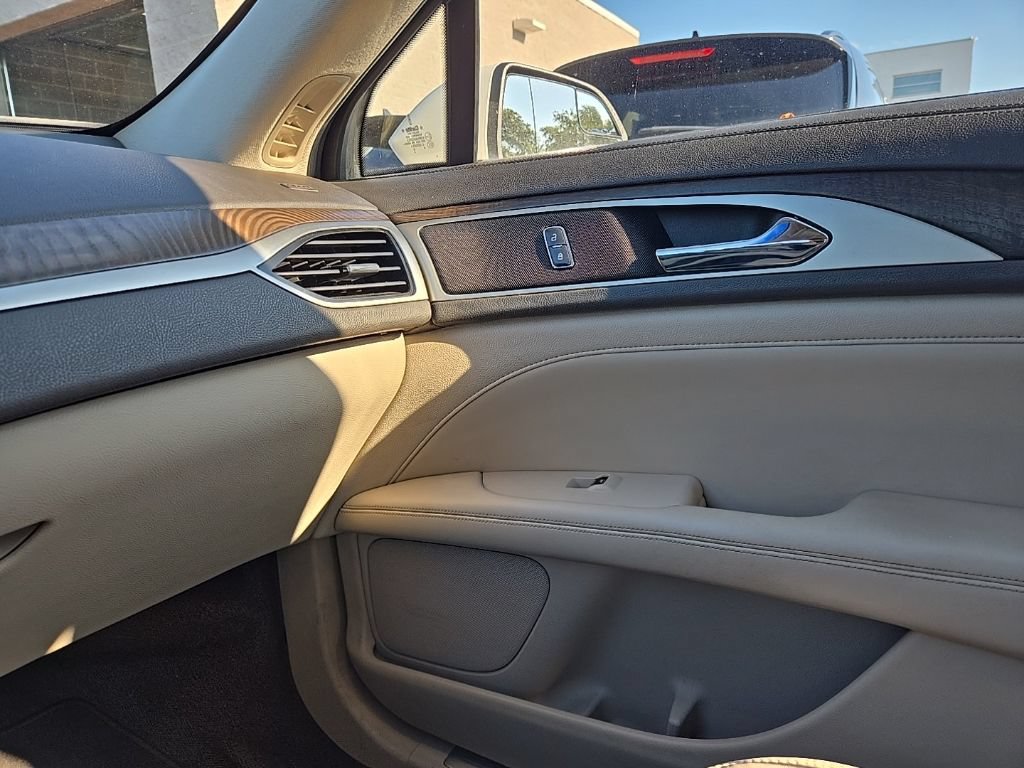 Used 2017 Lincoln MKZ Select FWD image 26