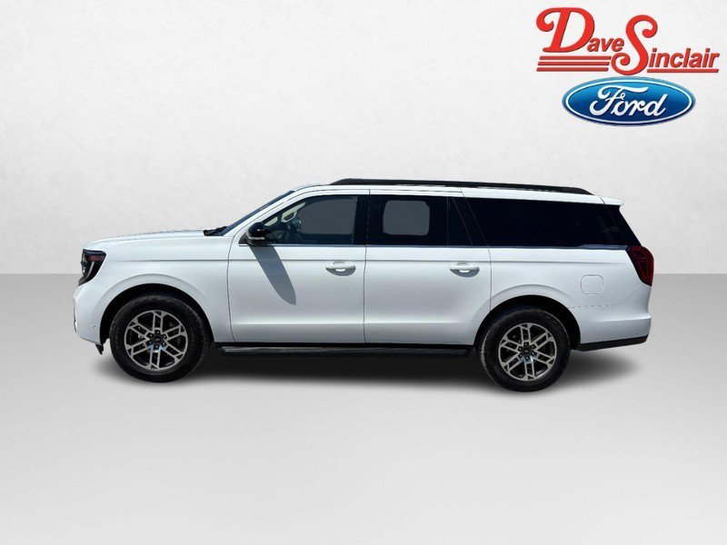 Used 2025 Ford Expedition Max Active AWD/4WD image 9