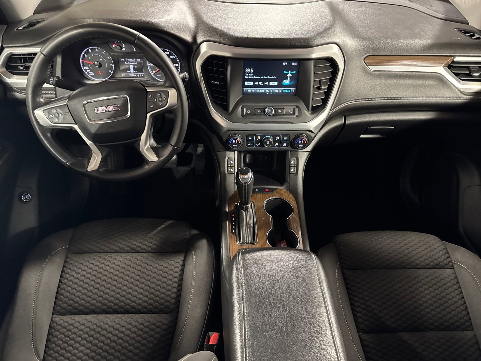 Used 2019 GMC Acadia SLE image 4
