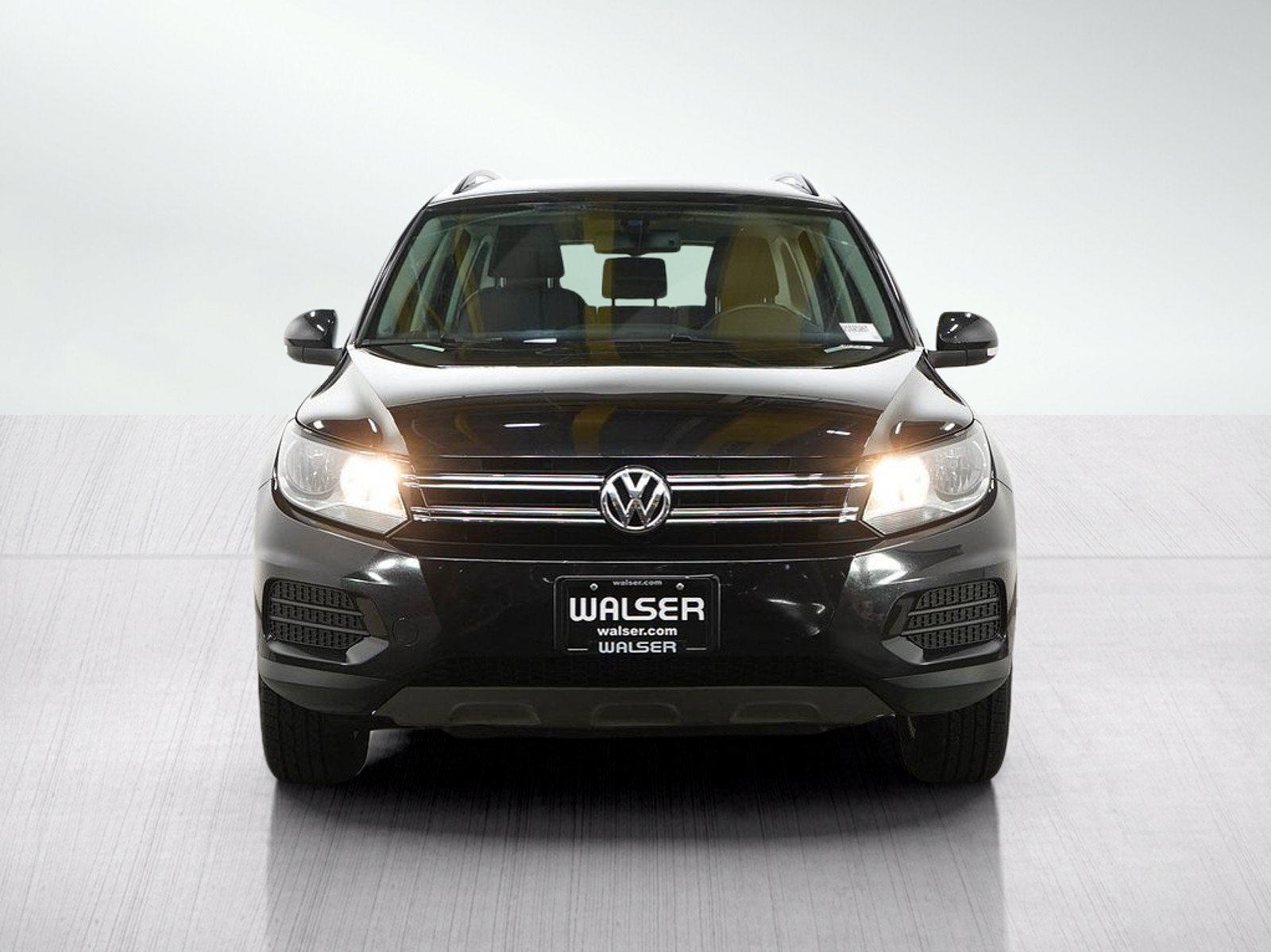 Used 2017 Volkswagen Tiguan S AWD/4WD image 8