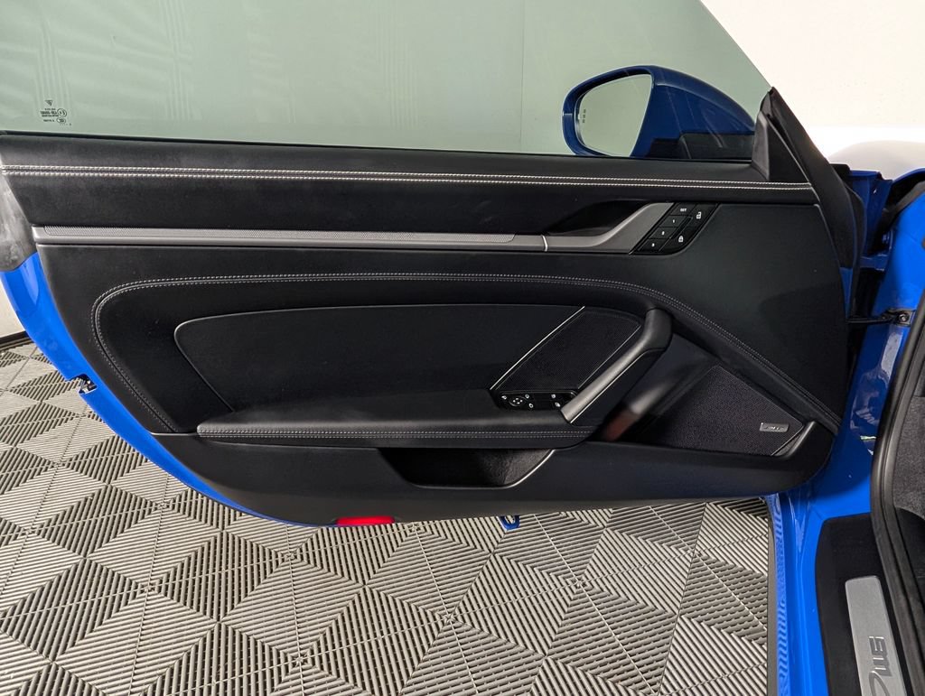 Certified 2025 Porsche 911 Carrera RWD image 25