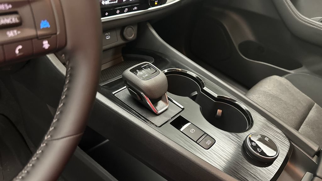 New 2026 Nissan Rogue SV AWD/4WD image 12