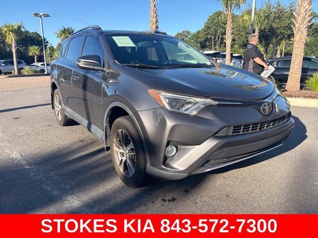 Used 2017 Toyota RAV4 XLE FWD image 3