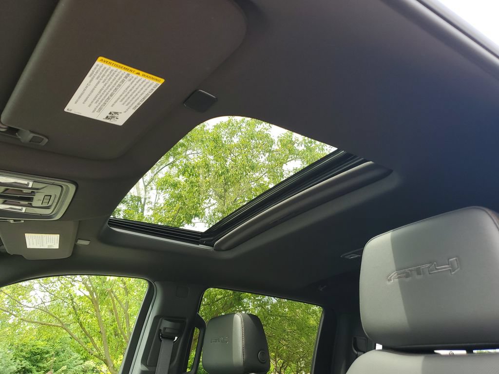 New 2026 GMC Sierra 1500 AT4 w/ AT4 Premium Package AWD/4WD image 17