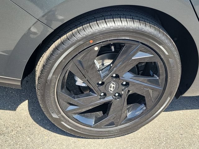 New 2026 Hyundai Elantra SEL Sport FWD image 30