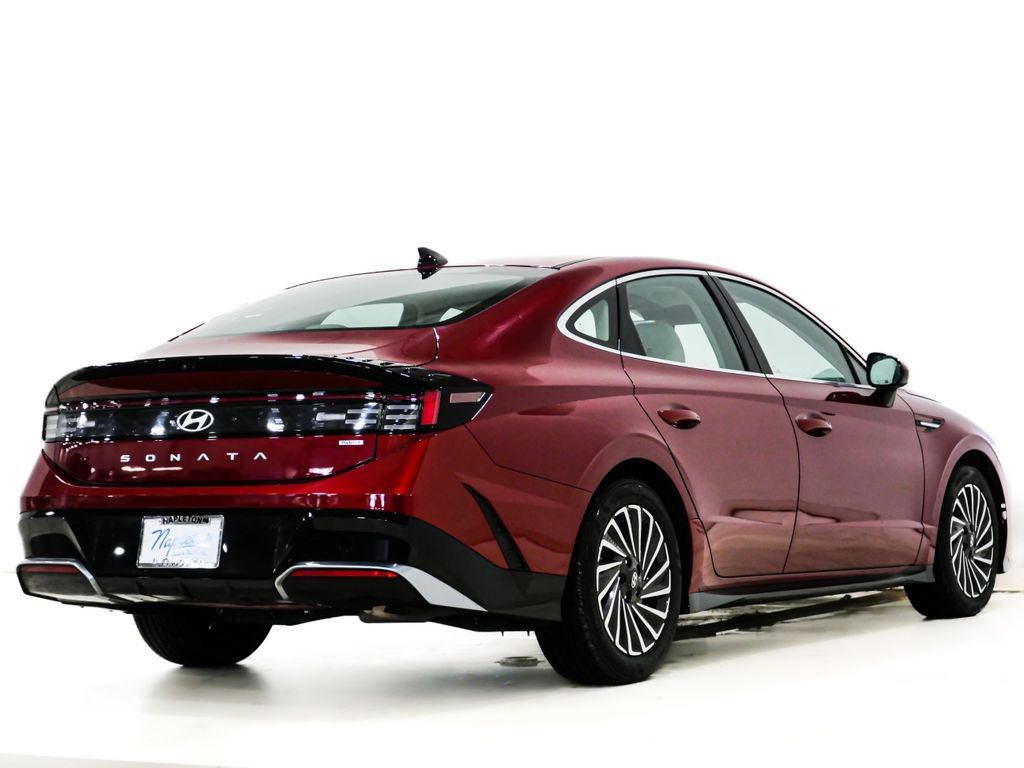 Used 2025 Hyundai Sonata SEL FWD image 6