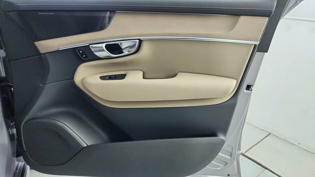 New 2026 Volvo XC90 B6 Plus w/ Protection Package AWD/4WD image 40