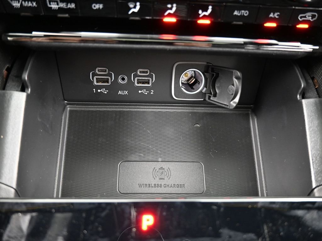 New 2025 Jeep Grand Cherokee Altitude image 21