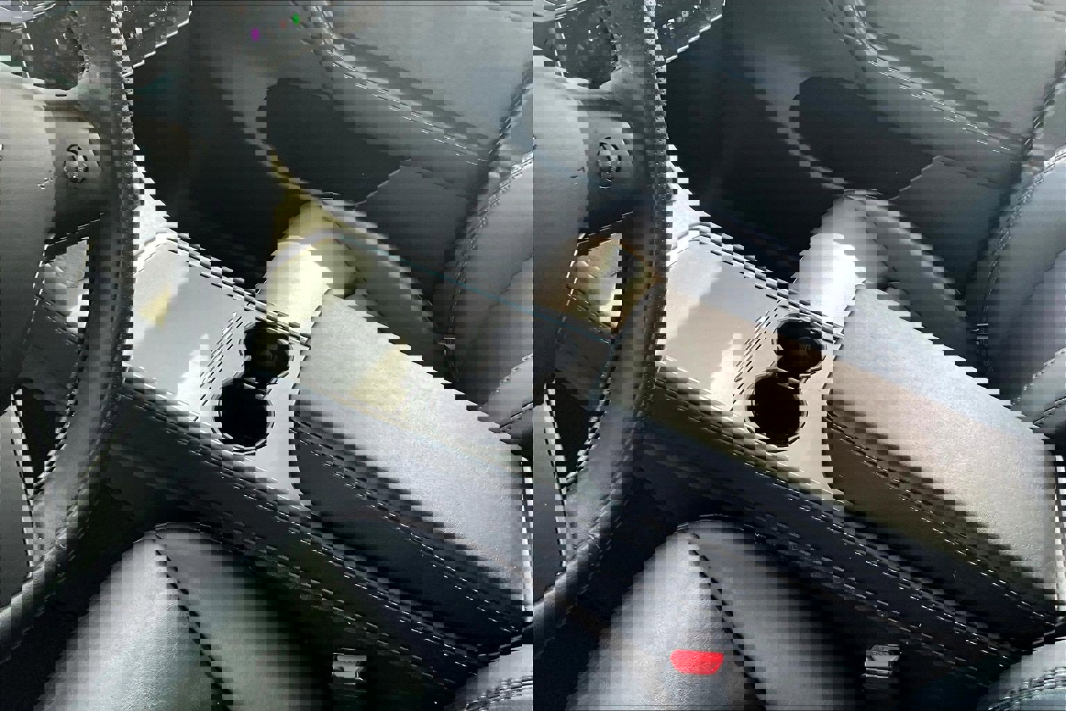 Used 2023 Tesla Model Y Long Range image 18