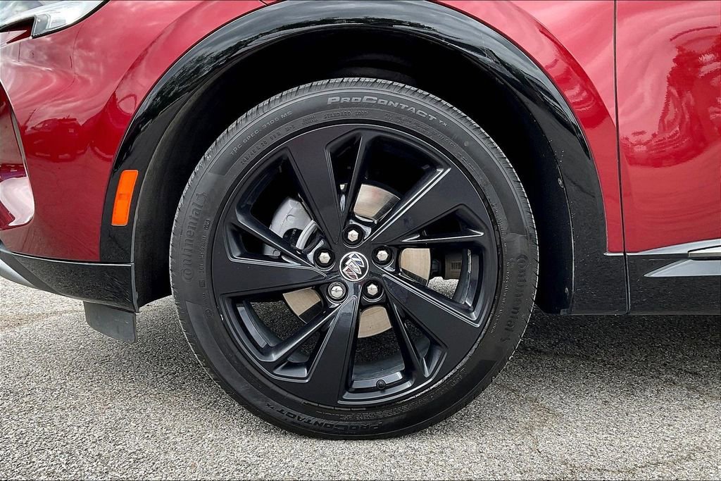 Used 2023 Buick Envision Preferred w/ Sport Touring Package AWD/4WD image 8