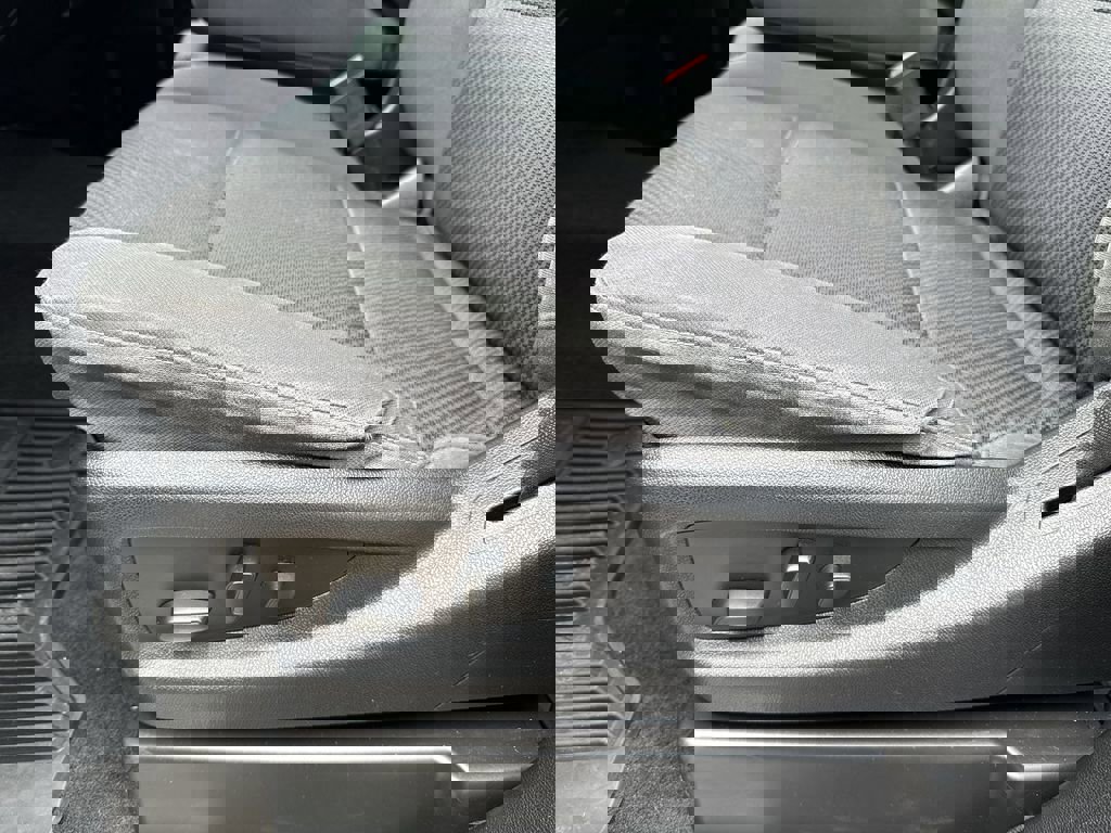 Used 2018 Chevrolet Silverado 3500 LT image 12