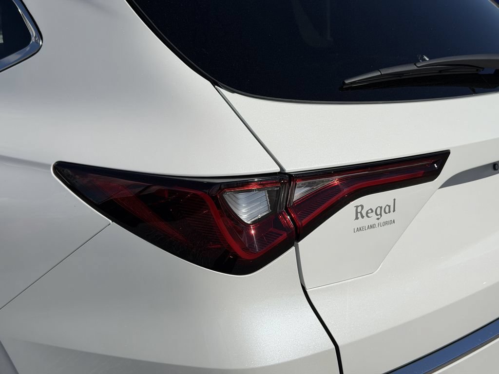 New 2026 Acura MDX w/ Technology Package FWD image 8