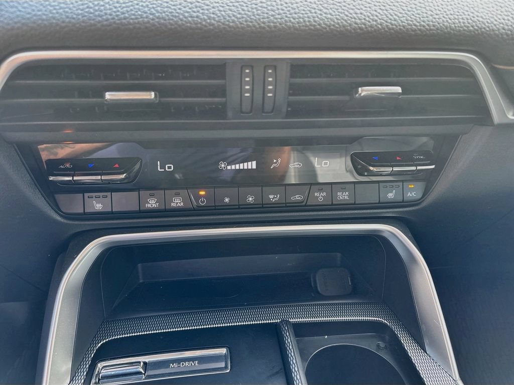 Certified 2025 MAZDA CX-90 3.3 Turbo w/ Preferred Package AWD/4WD image 16