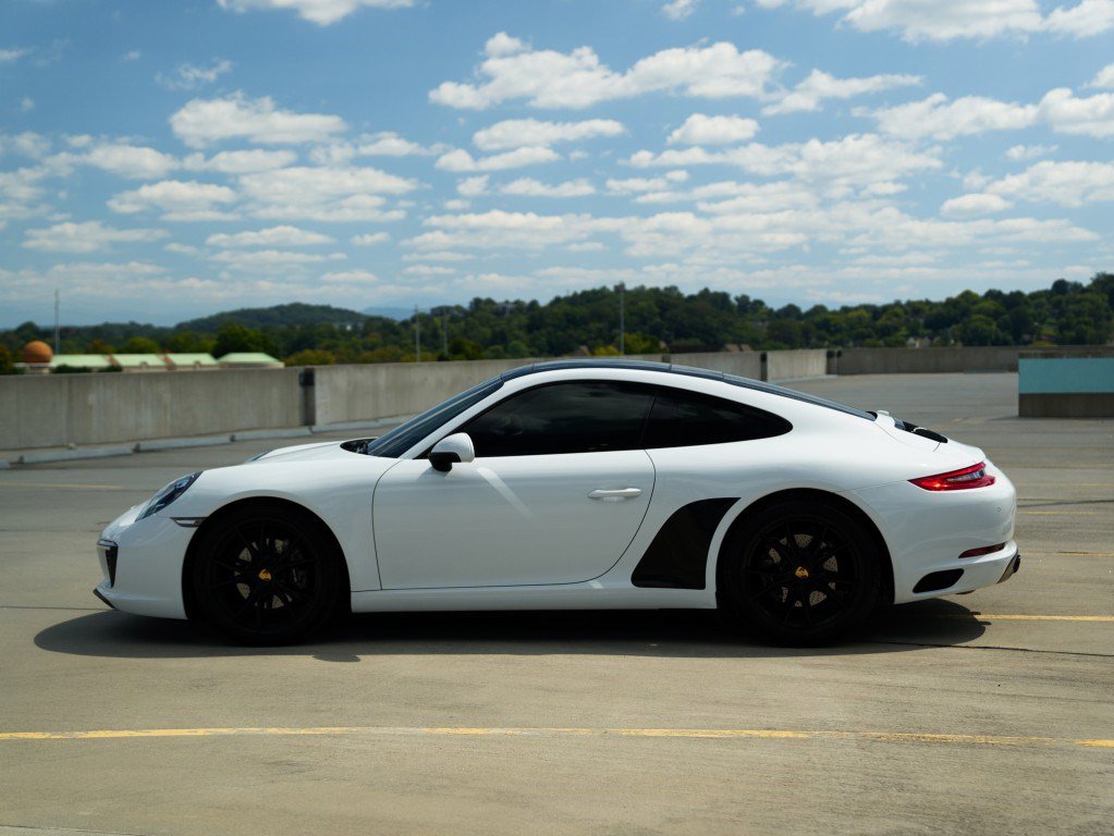 Used 2018 Porsche 911 Carrera image 8