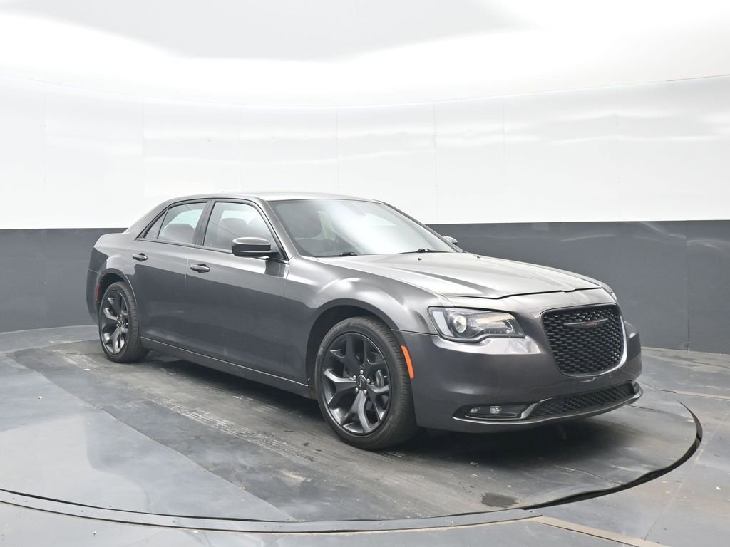 Used 2020 Chrysler 300 S w/ Red S Appearance Package image 9