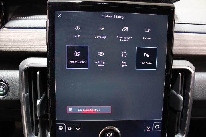 New 2026 GMC Acadia Denali w/ LPO, Floor Liner Package image 51