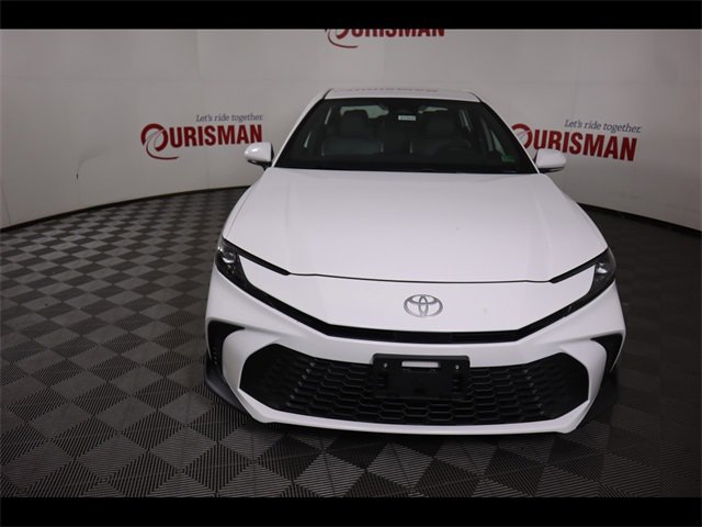 Used 2026 Toyota Camry SE image 15