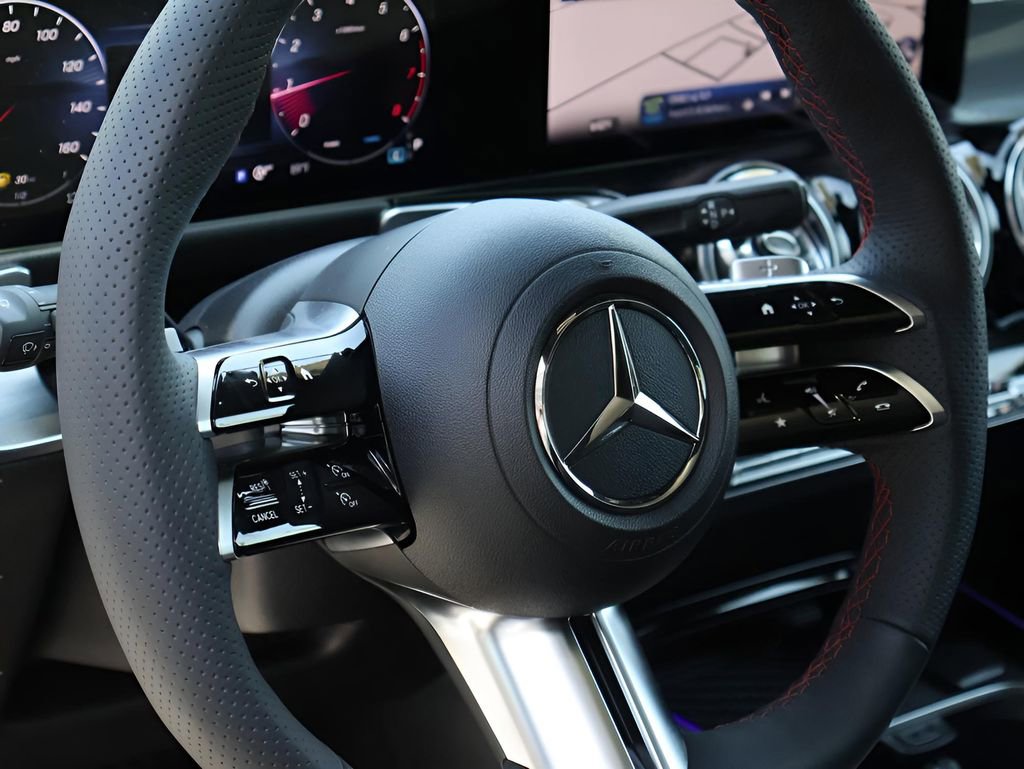 Certified 2025 Mercedes-Benz GLB 250 4MATIC image 20