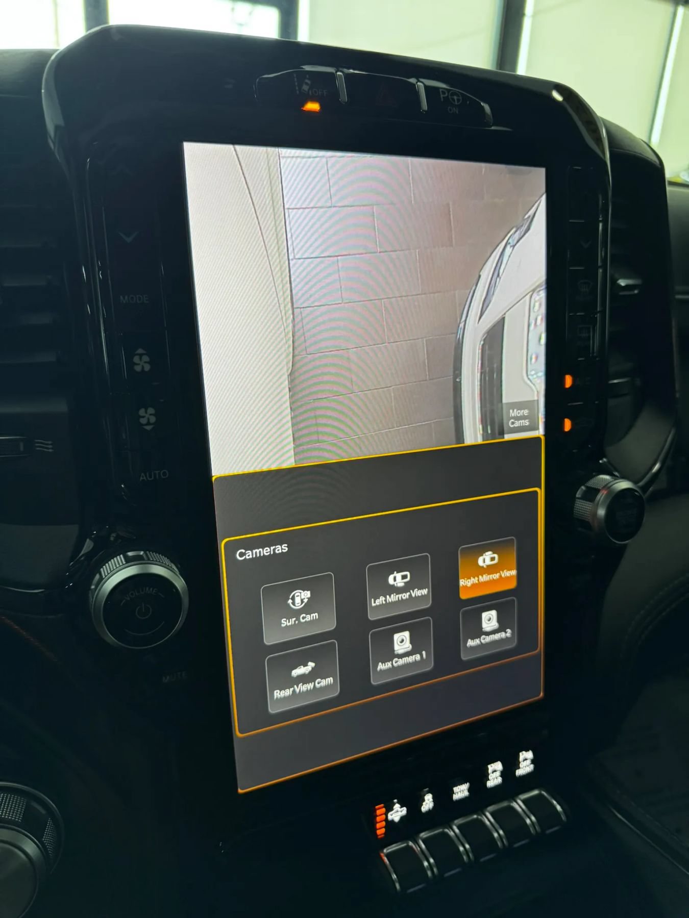 Used 2023 RAM 1500 Limited AWD/4WD image 39