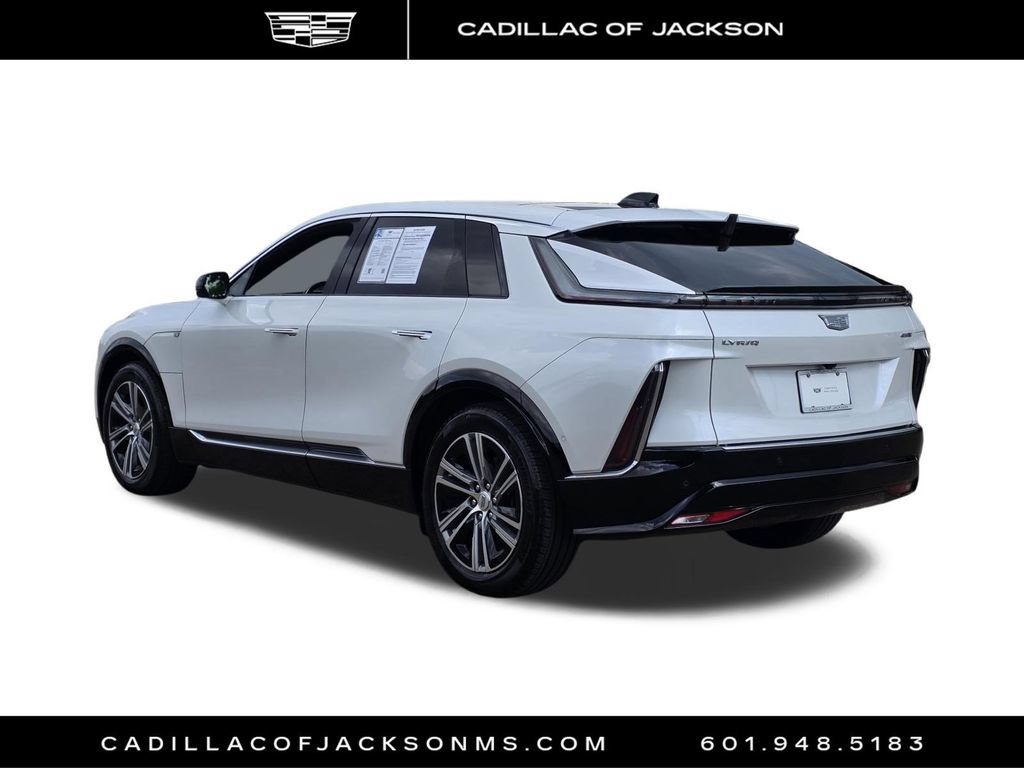 Certified 2024 Cadillac Lyriq Luxury RWD image 7