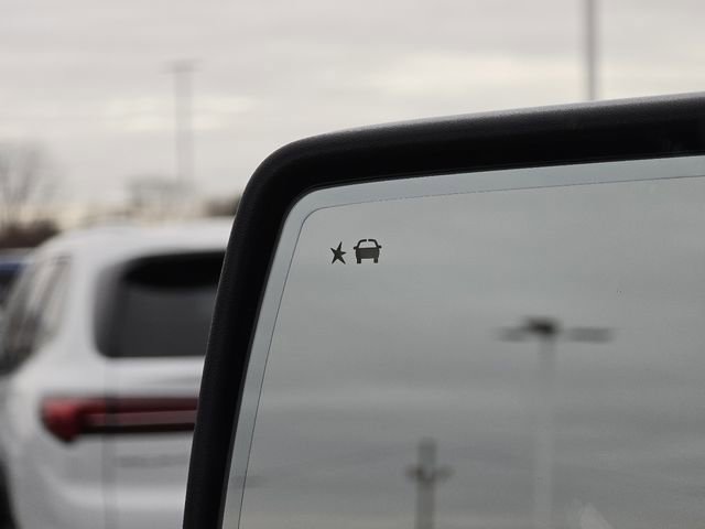 Used 2022 Chevrolet Silverado 1500 High Country image 10