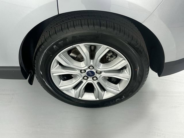 Used 2022 Ford Edge Titanium w/ Equipment Group 301A image 29