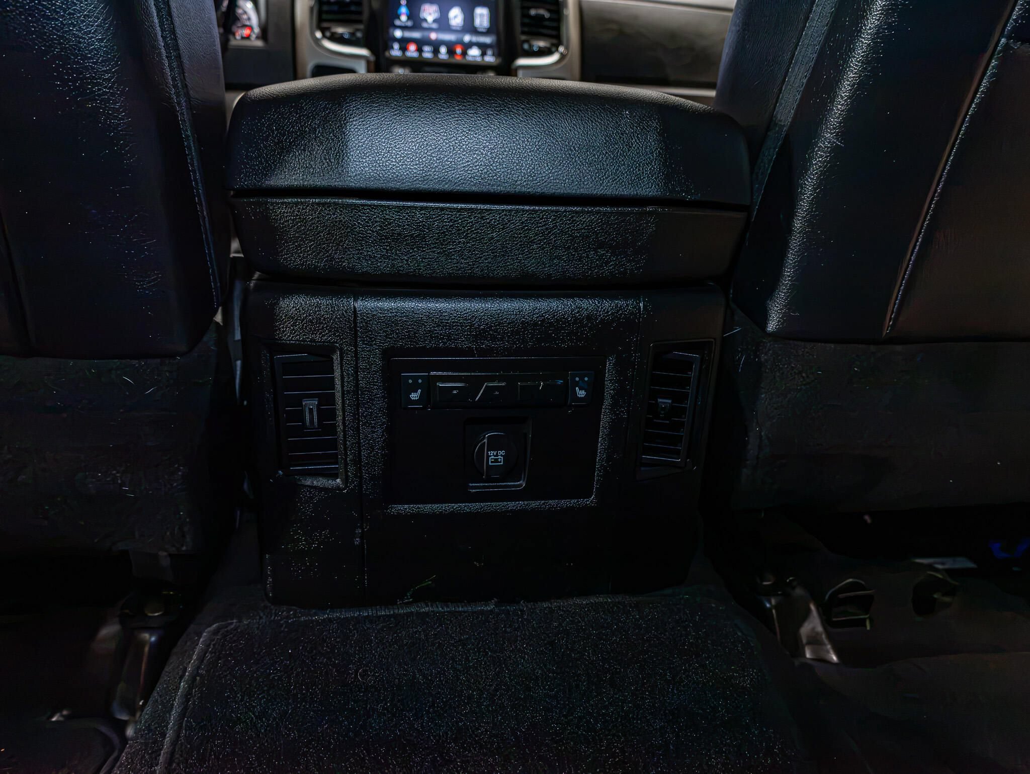 Used 2018 RAM 2500 Laramie w/ Convenience Group AWD/4WD image 24