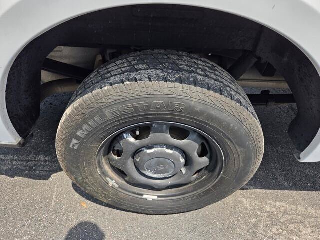 Used 2015 Ford F150 XL w/ Equipment Group 101A Mid RWD image 21