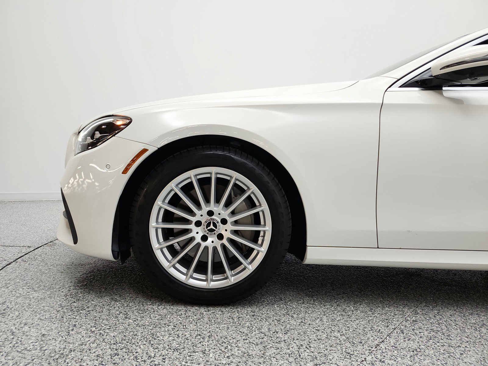 Used 2022 Mercedes-Benz E 350 Sedan image 22