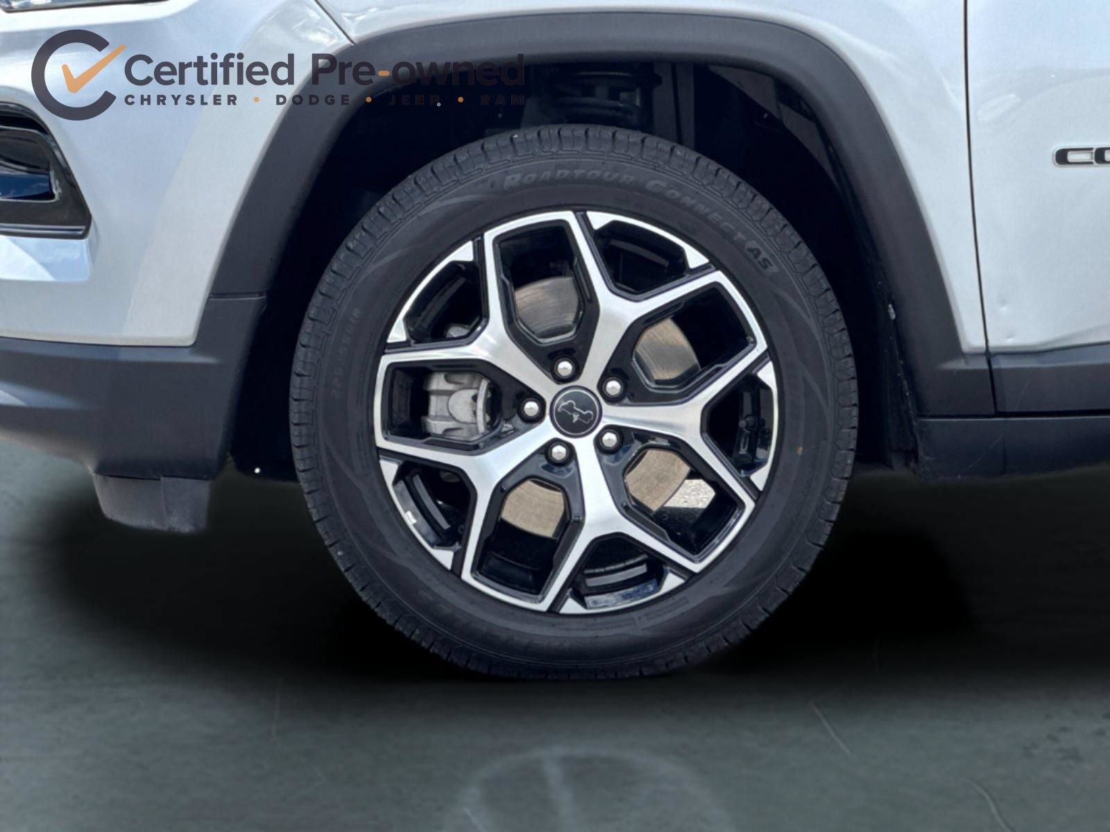 Certified 2025 Jeep Compass Limited AWD/4WD image 26