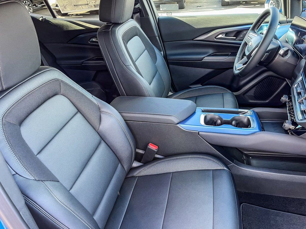 New 2026 Chevrolet Equinox EV LT image 15