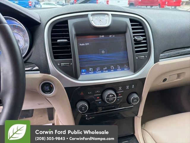 Used 2013 Chrysler 300 AWD w/ Driver Convenience Group image 20