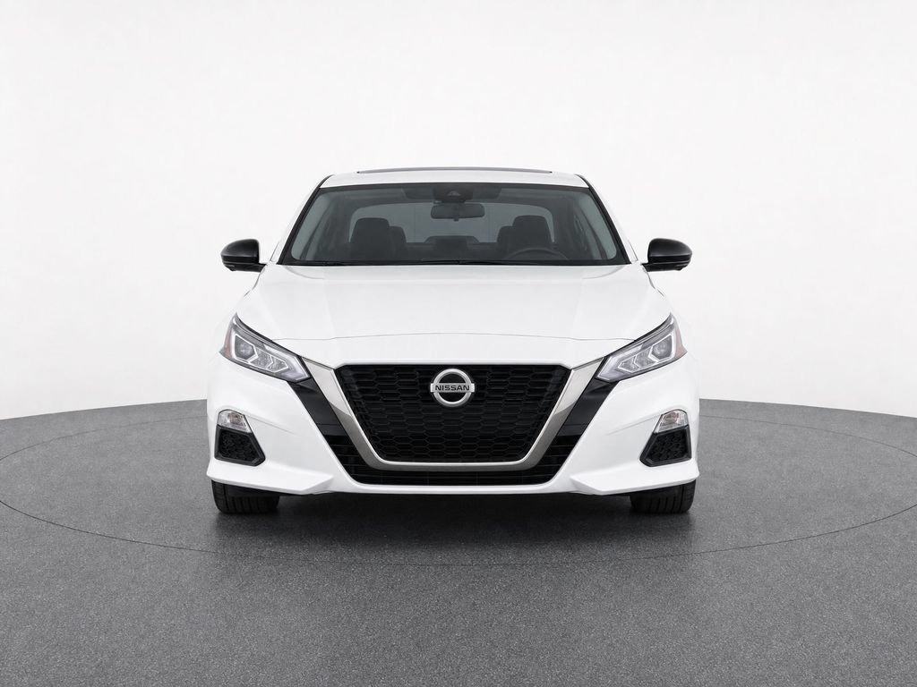 Used 2020 Nissan Altima 2.5 SR w/ Premium Package FWD image 5