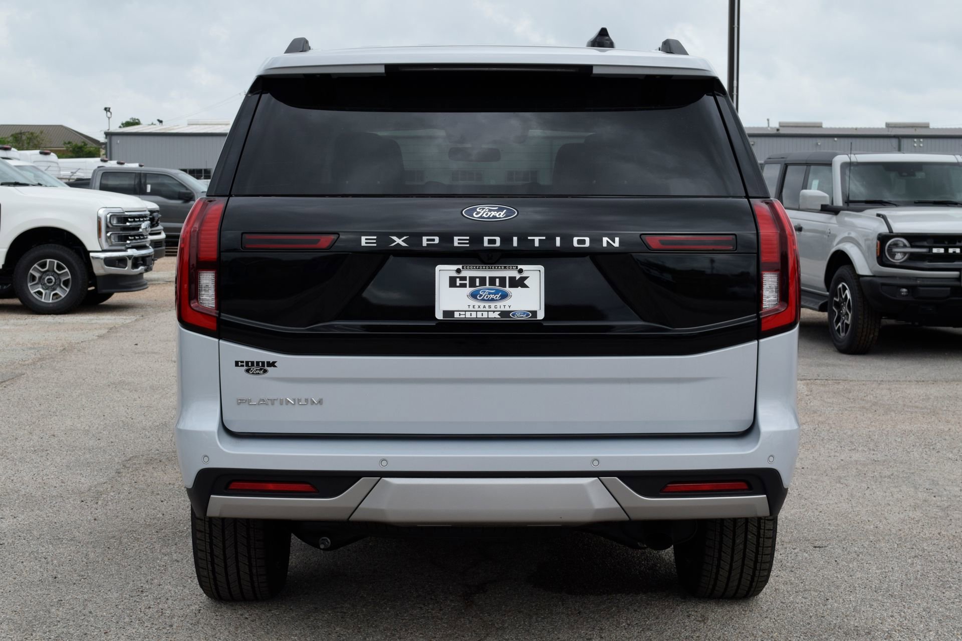 New 2026 Ford Expedition Platinum w/ Driver's Package image 5