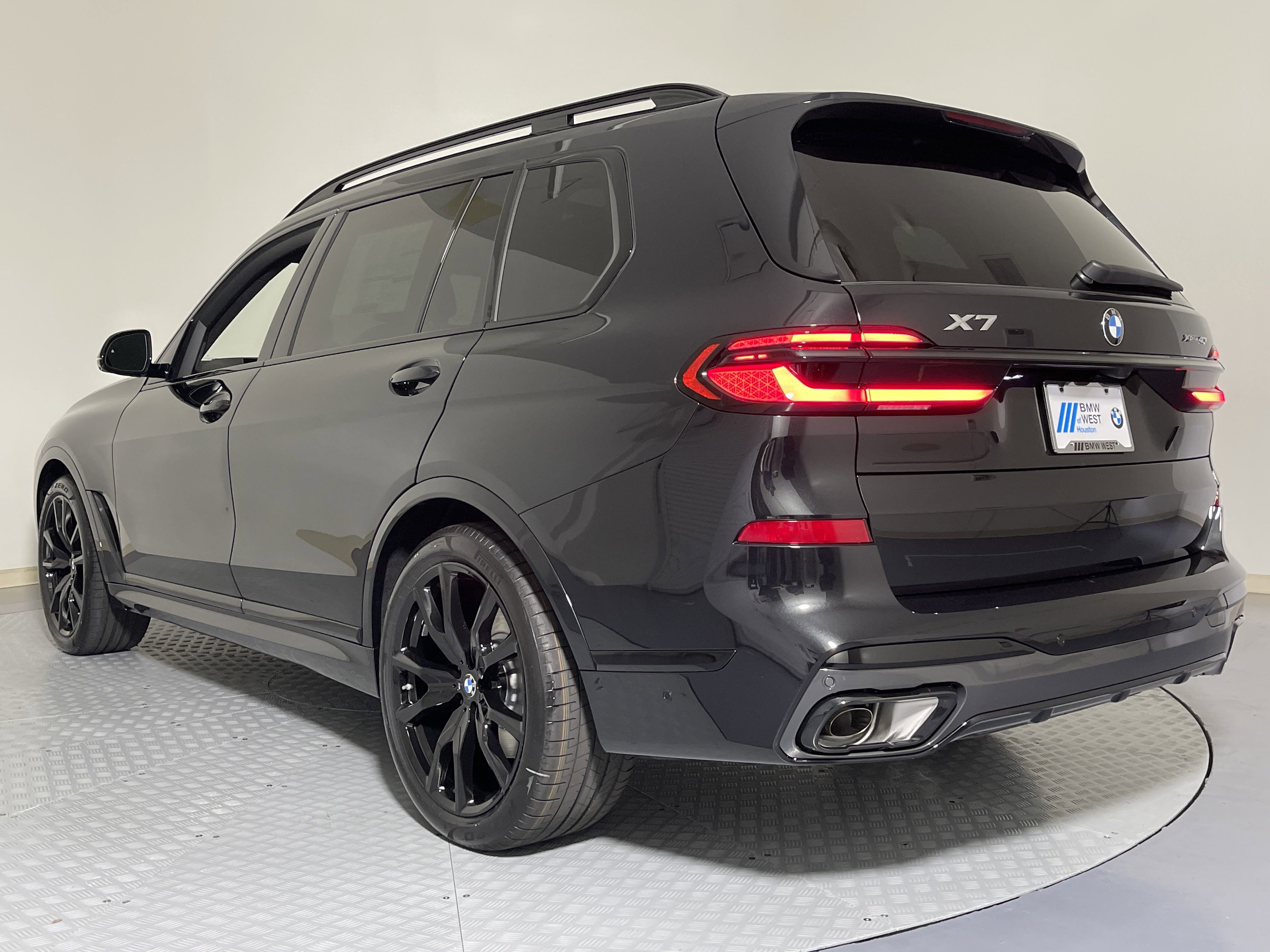 New 2026 BMW X7 xDrive40i w/ Executive Package image 5