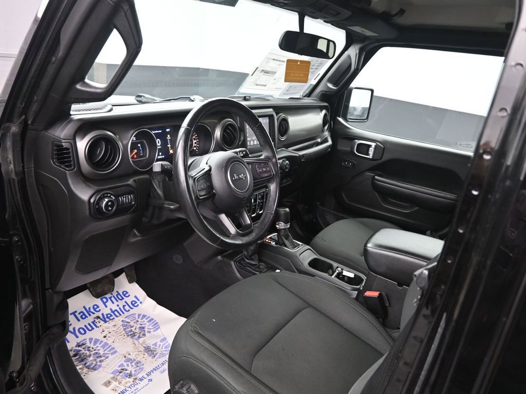 Used 2021 Jeep Gladiator Sport image 21