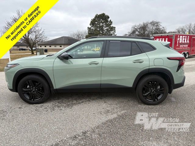 Used 2024 Chevrolet Trax ACTIV w/ Sunroof Package image 3