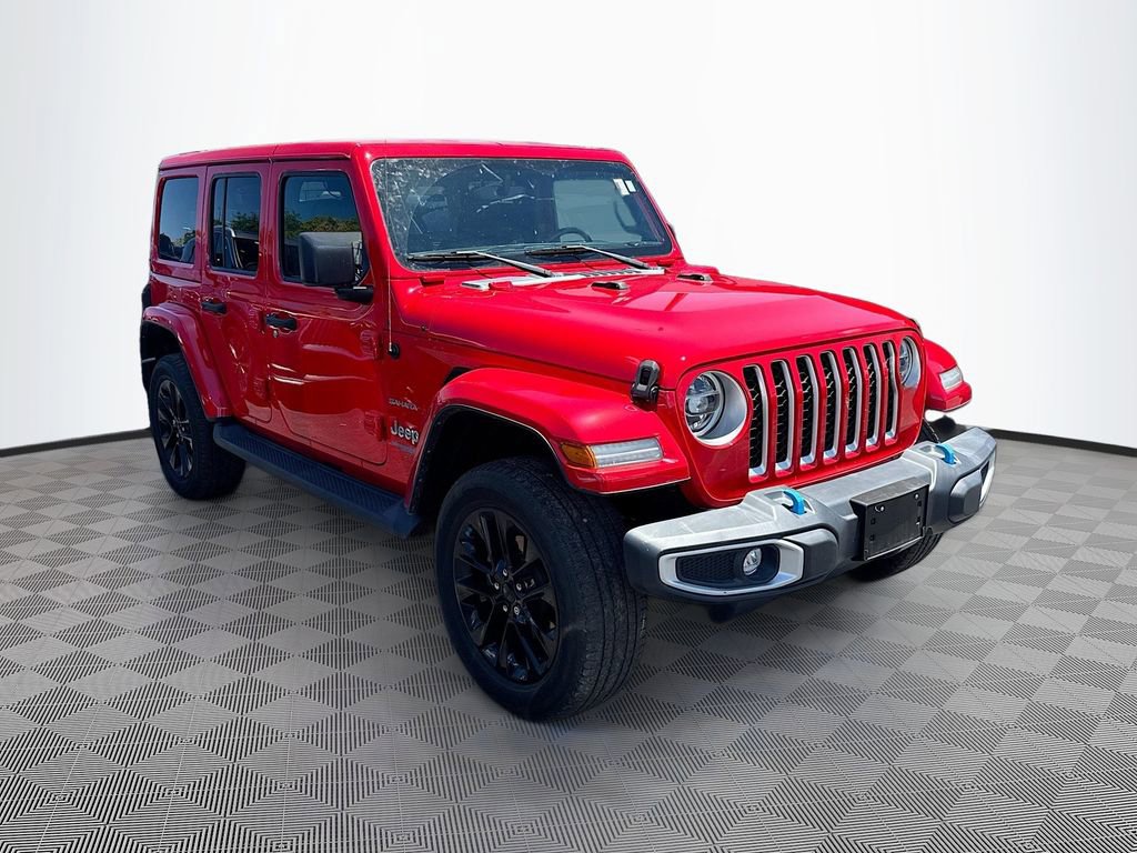 Used 2022 Jeep Wrangler Unlimited Sahara w/ Cold Weather Group AWD/4WD image 4