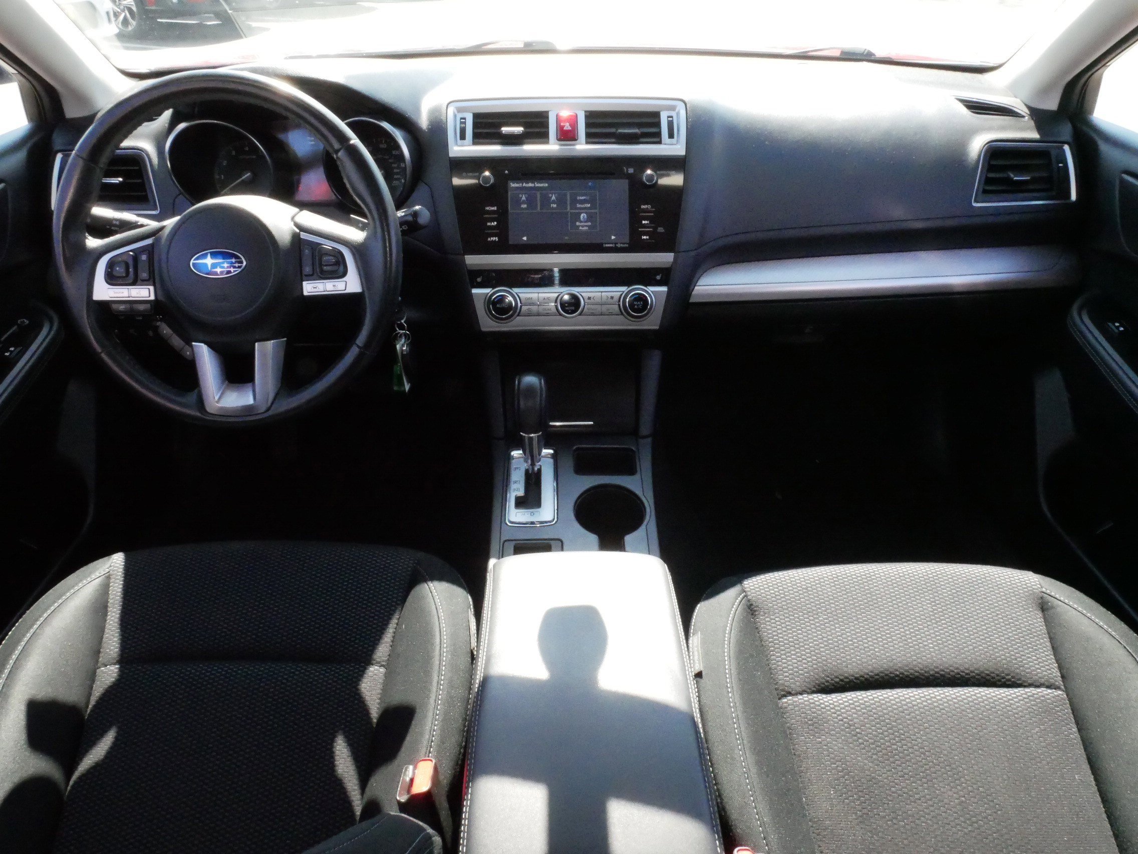 Used 2017 Subaru Outback 2.5i Premium image 9