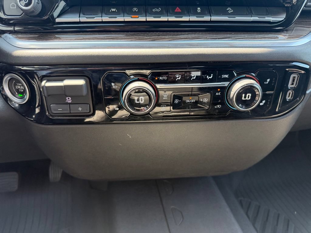 Used 2022 Chevrolet Silverado 1500 LT AWD/4WD image 18