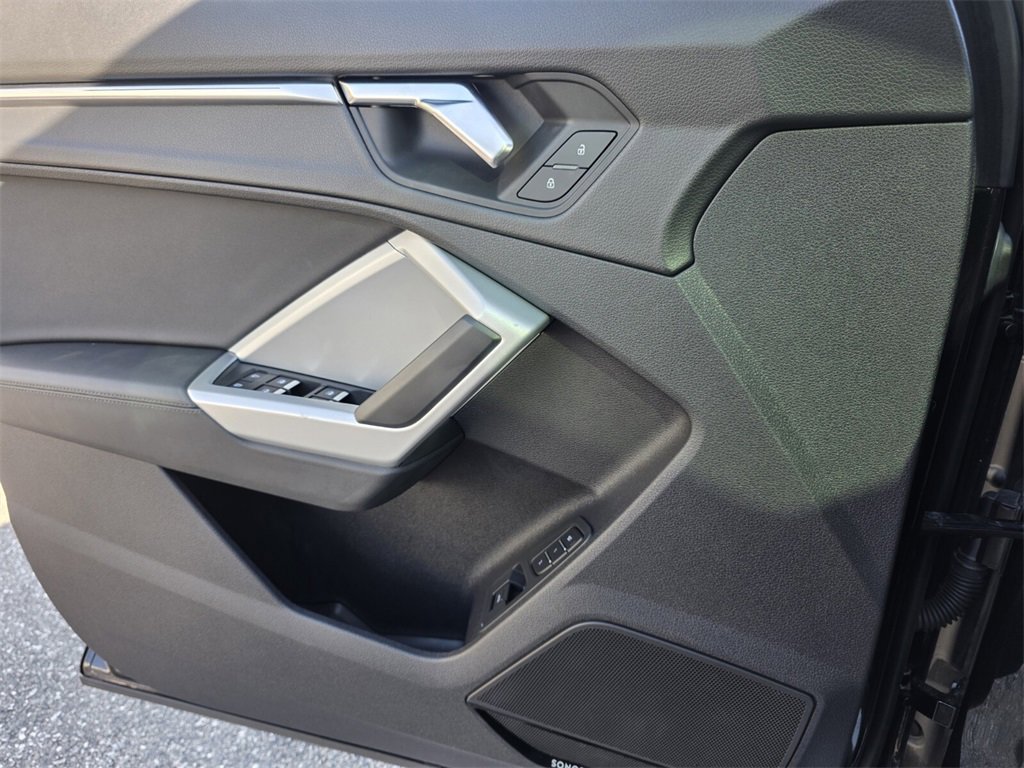 Used 2022 Audi Q3 2.0T Premium Plus image 28