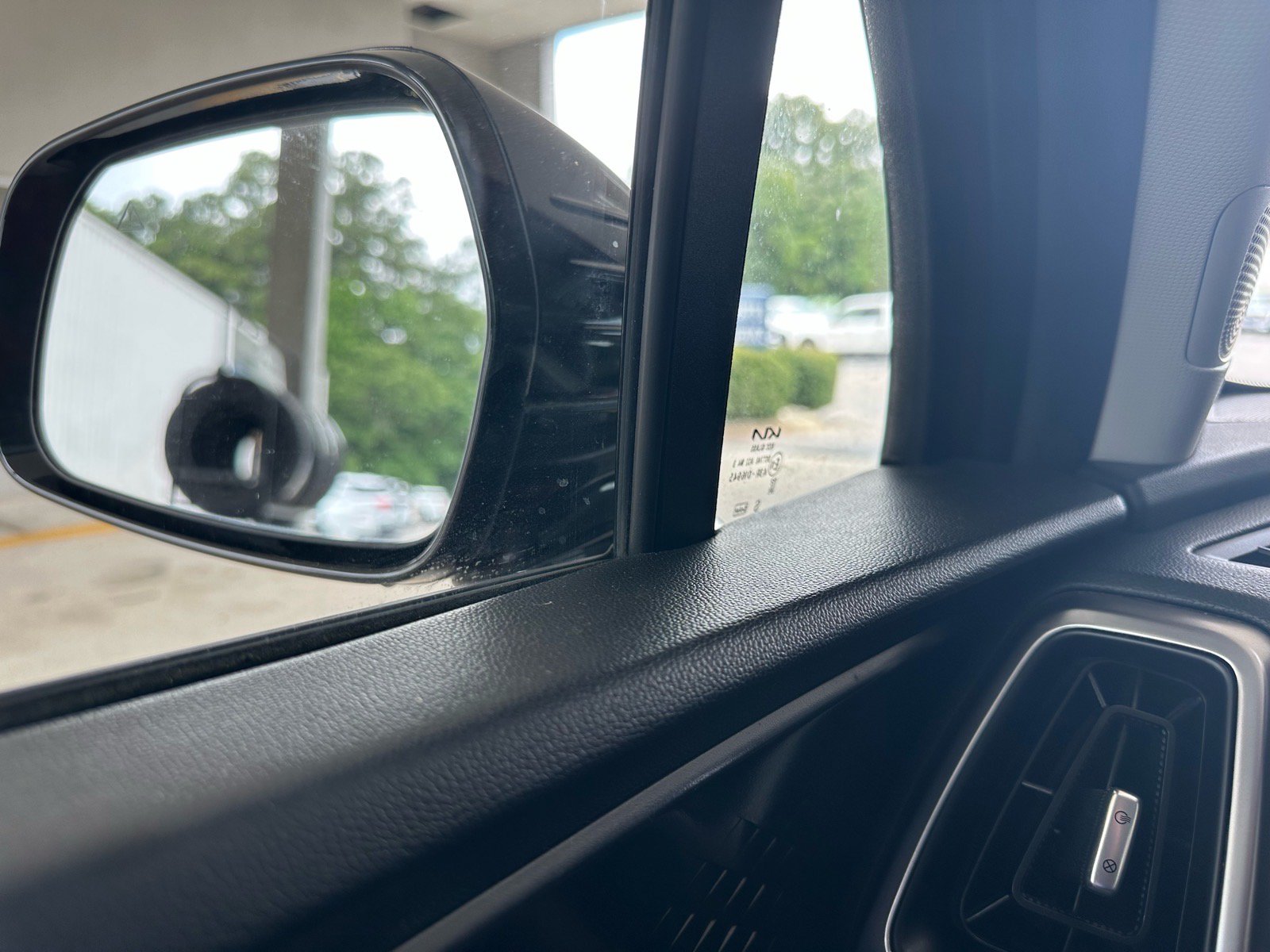 Used 2022 Kia Sorento S w/ Panoramic Sunroof Package FWD image 47