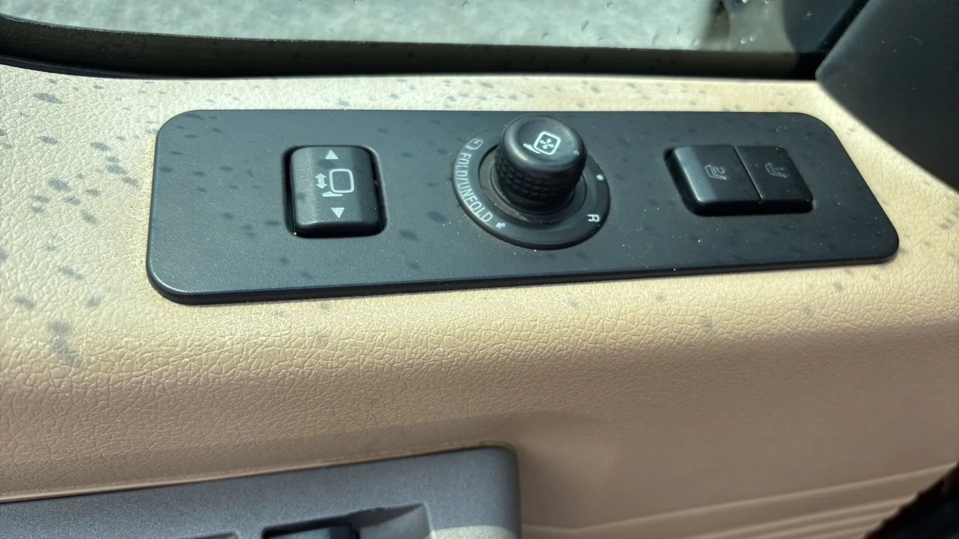 Used 2016 Ford F250 Lariat w/ Lariat Ultimate Package AWD/4WD image 22