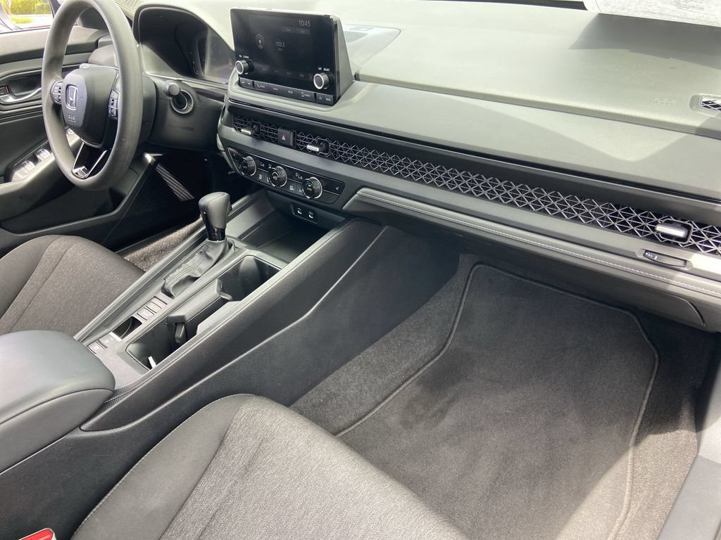 Used 2023 Honda Accord EX image 23