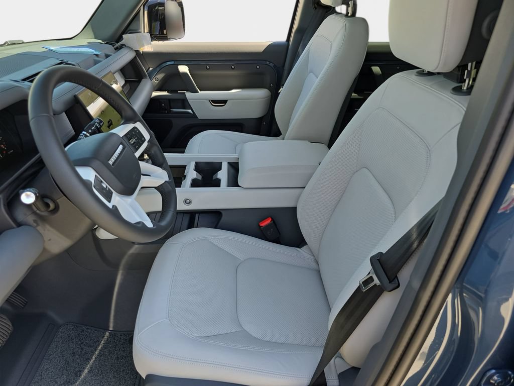 New 2026 Land Rover Defender 110 S AWD/4WD image 15