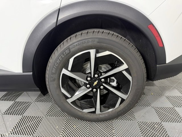 New 2026 Chevrolet Equinox EV LT image 10