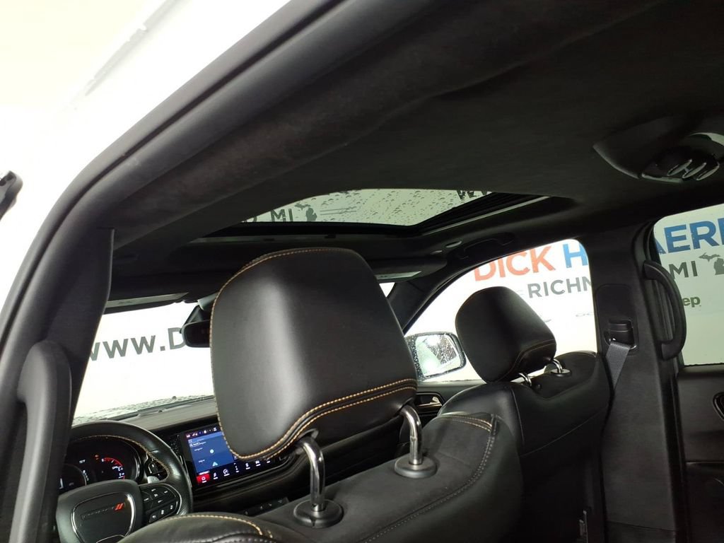 Used 2025 Dodge Durango R/T AWD/4WD image 10