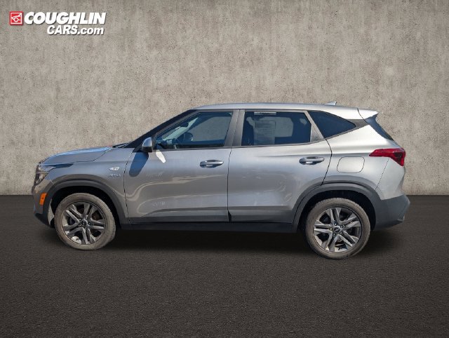 Used 2023 Kia Seltos LX AWD/4WD image 4