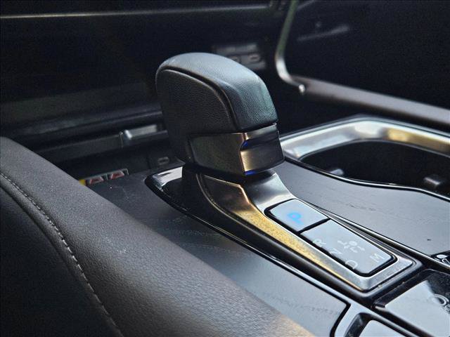 Used 2023 Lexus RX 350 FWD w/ Cold Area Package image 10